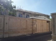 Satılır 7 otaqlı 320 m2 həyət evi Naxçıvan
