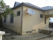 Satılır 3 otaqlı 70 m2 həyət evi Quba