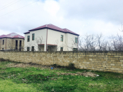 Satılır 5 otaqlı 250 m2 bağ evi Xudat