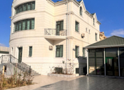 Satılır 15 otaqlı 600 m2 villa 6 mkr