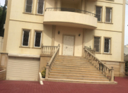 Satılır 8 otaqlı 600 m2 villa Badamdar