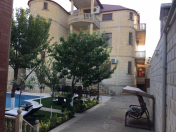 Satılır 5 otaqlı 350 m2 villa Bakıxanov