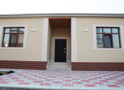 Satılır 3 otaqlı 122 m2 bağ evi Novxanı