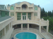 Satılır 8 otaqlı 1200 m2 villa Abşeron r.