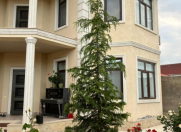Satılır 6 otaqlı 272 m2 villa Buzovna