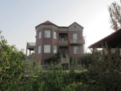 Satılır 9 otaqlı 320 m2 bağ evi Novxanı