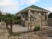 Satılır 4 otaqlı 5000 m2 obyekt Buzovna