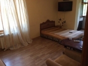 İcarəyə verilir 1 otaqlı 35 m2 köhnə tikili Gənclik m.