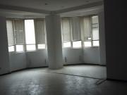 Satılır 4 otaqlı 230 m2 obyekt 28 May m.