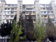 Satılır 3 otaqlı 80 m2 köhnə tikili 9 mkr