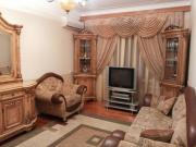 Satılır 2 otaqlı 55 m2 köhnə tikili Əhmədli m.