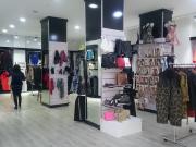 İcarəyə verilir 4 otaqlı 400 m2 obyekt Şah İsmayıl Xətai m.