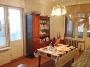 Satılır 2 otaqlı 80 m2 köhnə tikili 9 mkr