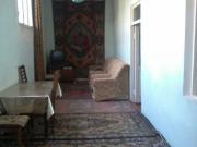 Satılır 3 otaqlı 120 m2 bağ evi İnşaatçılar m.