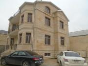 Satılır 10 otaqlı 550 m2 bağ evi Səbail r.