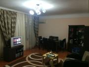 Satılır 4 otaqlı 90 m2 köhnə tikili Əhmədli m.