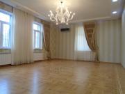 Satılır 4 otaqlı 250 m2 bağ evi Badamdar