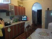 Satılır 4 otaqlı 170 m2 bağ evi İnşaatçılar m.