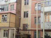 Satılır 2 otaqlı 60 m2 köhnə tikili 9 mkr