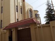 Satılır 10 otaqlı 600 m2 həyət evi 28 May m.