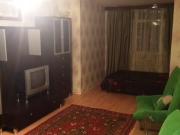 İcarəyə verilir 1 otaqlı 49 m2 köhnə tikili Elmlər Akademiyası m.