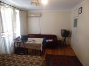 İcarəyə verilir 1 otaqlı 35 m2 köhnə tikili Elmlər Akademiyası m.