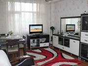 İcarəyə verilir 2 otaqlı 90 m2 köhnə tikili 9 mkr