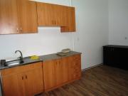 Satılır 5 otaqlı 170 m2 obyekt İnşaatçılar m.