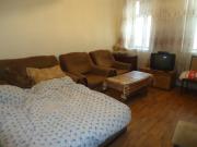 İcarəyə verilir 1 otaqlı 25 m2 köhnə tikili 28 May m.