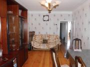 Satılır 2 otaqlı 60 m2 köhnə tikili Əhmədli m.