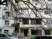 İcarəyə verilir 1 otaqlı 35 m2 köhnə tikili Elmlər Akademiyası m.