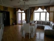 Satılır 2 otaqlı 100 m2 yeni tikili Əhmədli m.