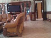 Satılır 6 otaqlı 300 m2 köhnə tikili Nəsimi r.