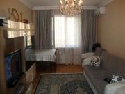 Satılır 3 otaqlı 70 m2 köhnə tikili Əhmədli m.