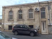 Satılır 6 otaqlı 200 m2 obyekt Yasamal r.