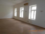 İcarəyə verilir 6 otaqlı 300 m2 obyekt Yasamal r.