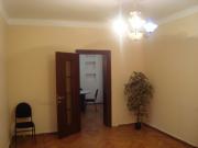 İcarəyə verilir 3 otaqlı 75 m2 obyekt Elmlər Akademiyası m.