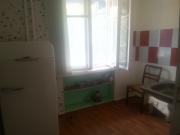 İcarəyə verilir 1 otaqlı 30 m2 köhnə tikili Elmlər Akademiyası m.