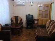 İcarəyə verilir 1 otaqlı 35 m2 köhnə tikili Elmlər Akademiyası m.