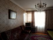 İcarəyə verilir 1 otaqlı 50 m2 köhnə tikili Yasamal r.