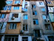 Satılır 2 otaqlı 45 m2 köhnə tikili 3 mkr