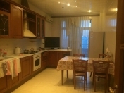 Satılır 5 otaqlı 350 m2 yeni tikili 28 May m.