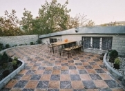 İcarəyə verilir 7 otaqlı 300 m2 köhnə tikili Səbail r.