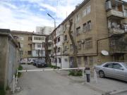 Satılır 3 otaqlı 100 m2 obyekt Elmlər Akademiyası m.