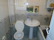 İcarəyə verilir 1 otaqlı 33 m2 köhnə tikili Elmlər Akademiyası m.