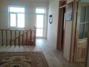 Satılır 4 otaqlı 150 m2 bağ evi Xırdalan