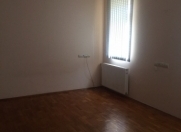 Satılır 3 otaqlı 110 m2 köhnə tikili Əhmədli m.
