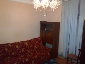 İcarəyə verilir 1 otaqlı 25 m2 köhnə tikili İnşaatçılar m.