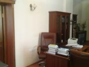 Satılır 2 otaqlı 90 m2 obyekt Nizami m.