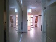 İcarəyə verilir 4 otaqlı 186 m2 obyekt 28 May m.